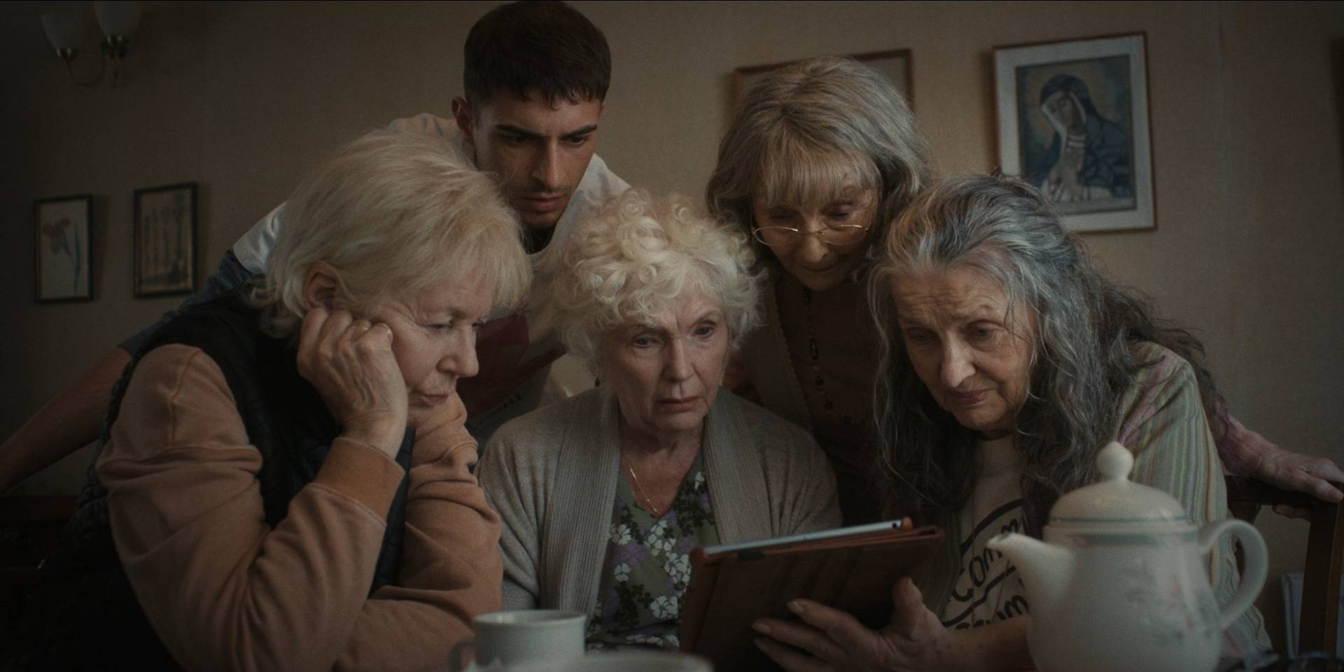 ČTYŘI MATKY / FILMOVÝ KLUB