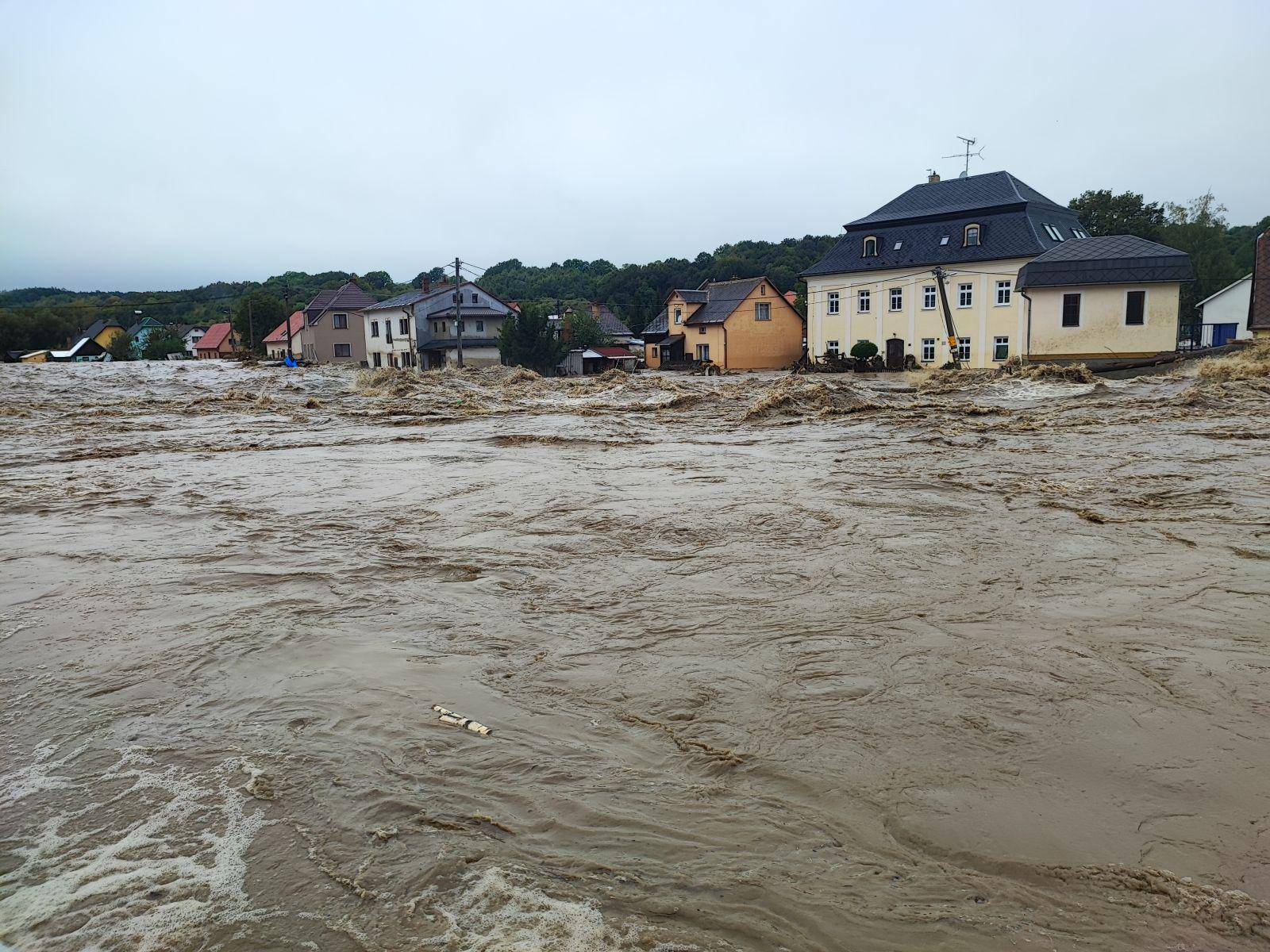 BESEDA S OBČANY Povodně na Jesenicku